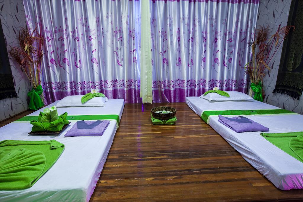 Green Palace Hotel พนมเปญ ภายนอก รูปภาพ