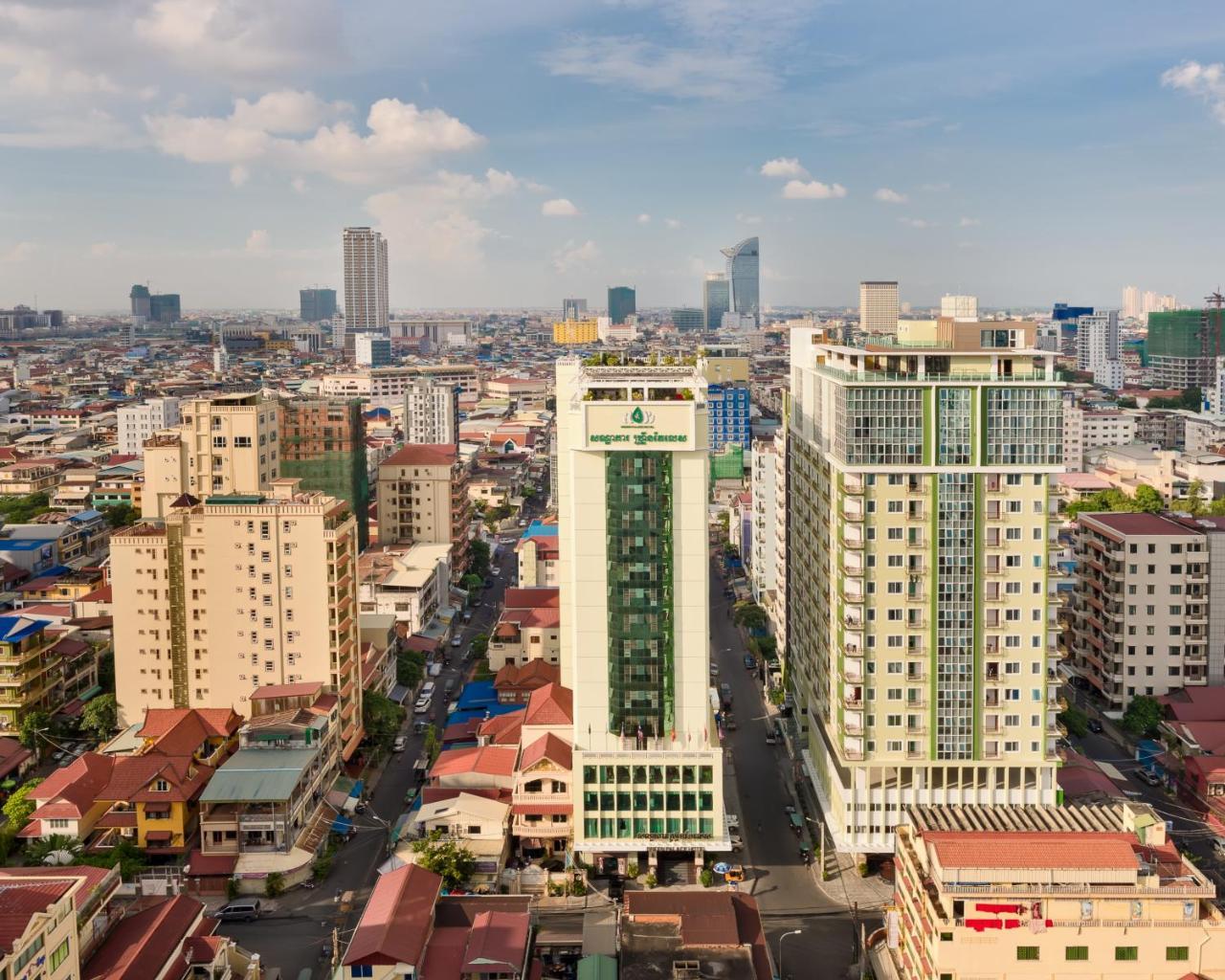 Green Palace Hotel พนมเปญ ภายนอก รูปภาพ