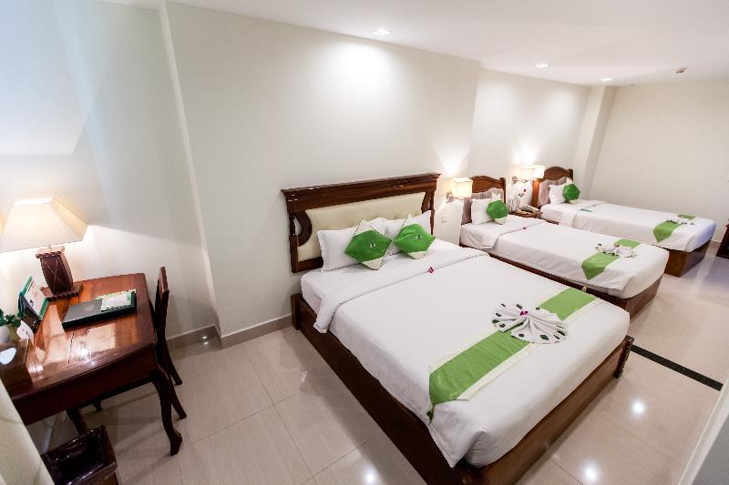 Green Palace Hotel พนมเปญ ภายนอก รูปภาพ