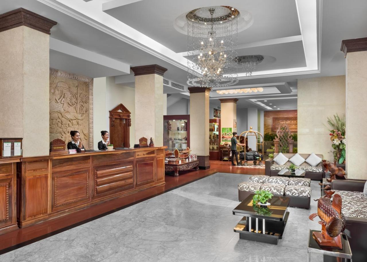 Green Palace Hotel พนมเปญ ภายนอก รูปภาพ