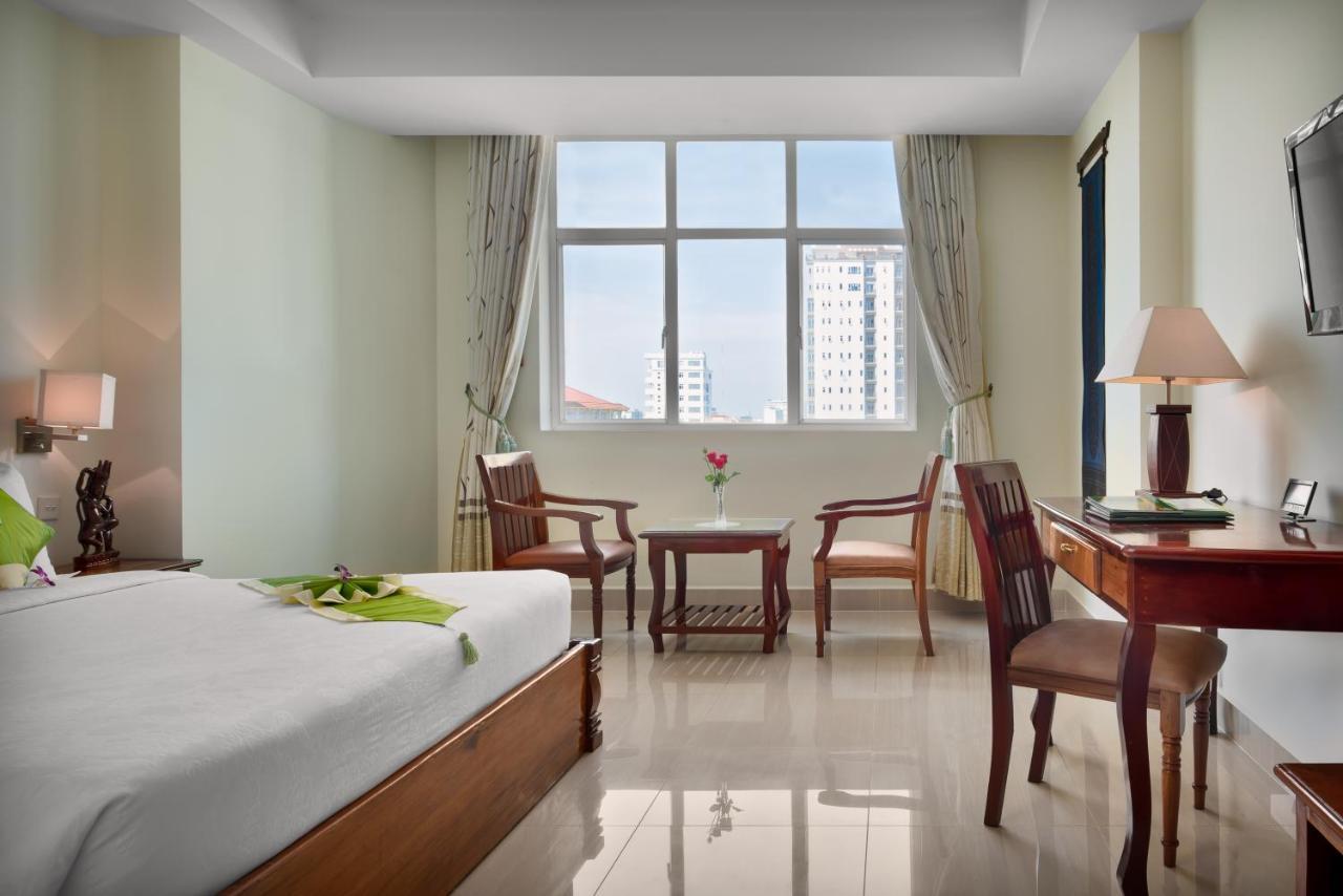 Green Palace Hotel พนมเปญ ภายนอก รูปภาพ